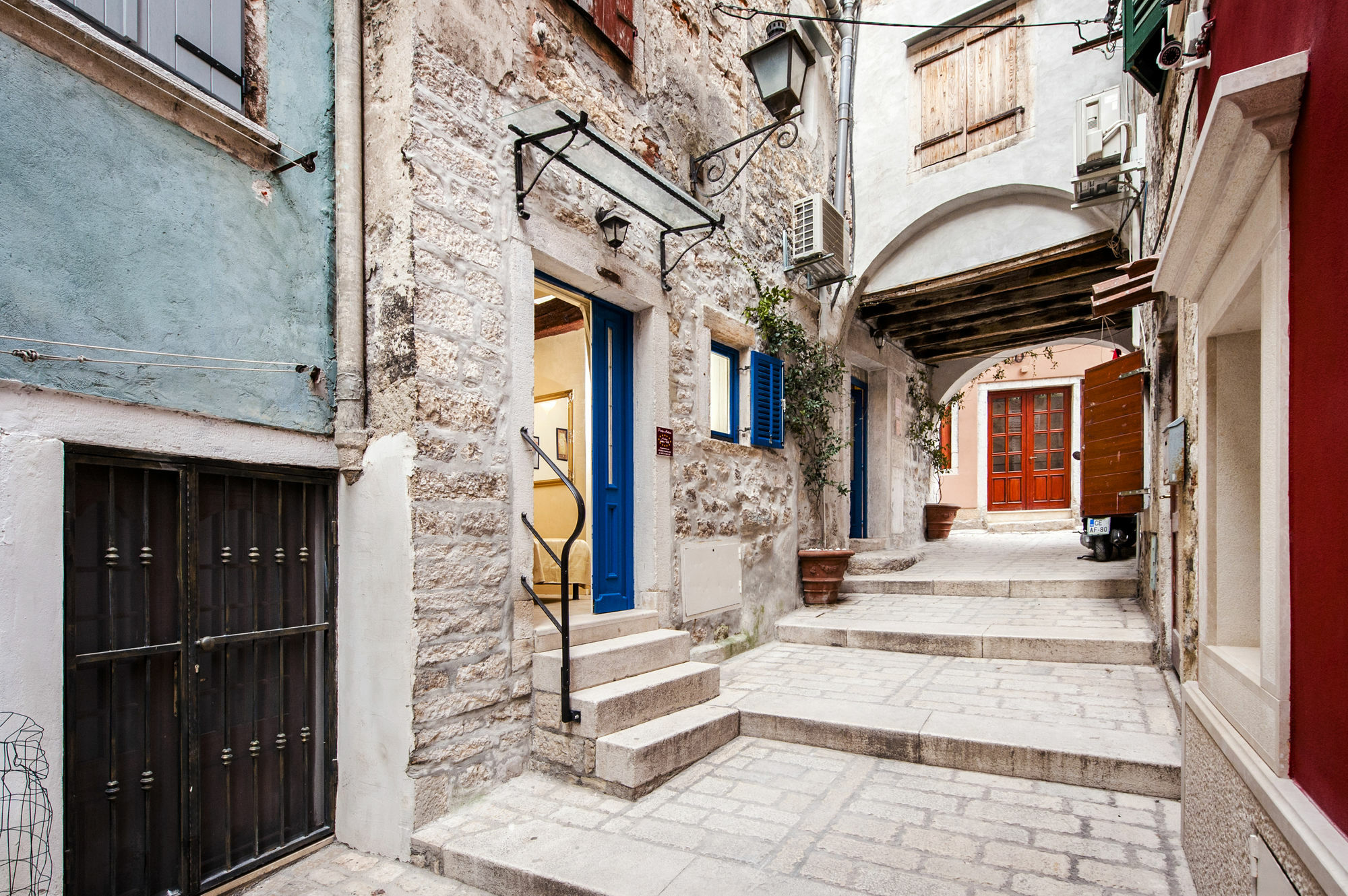 רוביני Guest House Sotto I Volti Centro Storico מראה חיצוני תמונה
